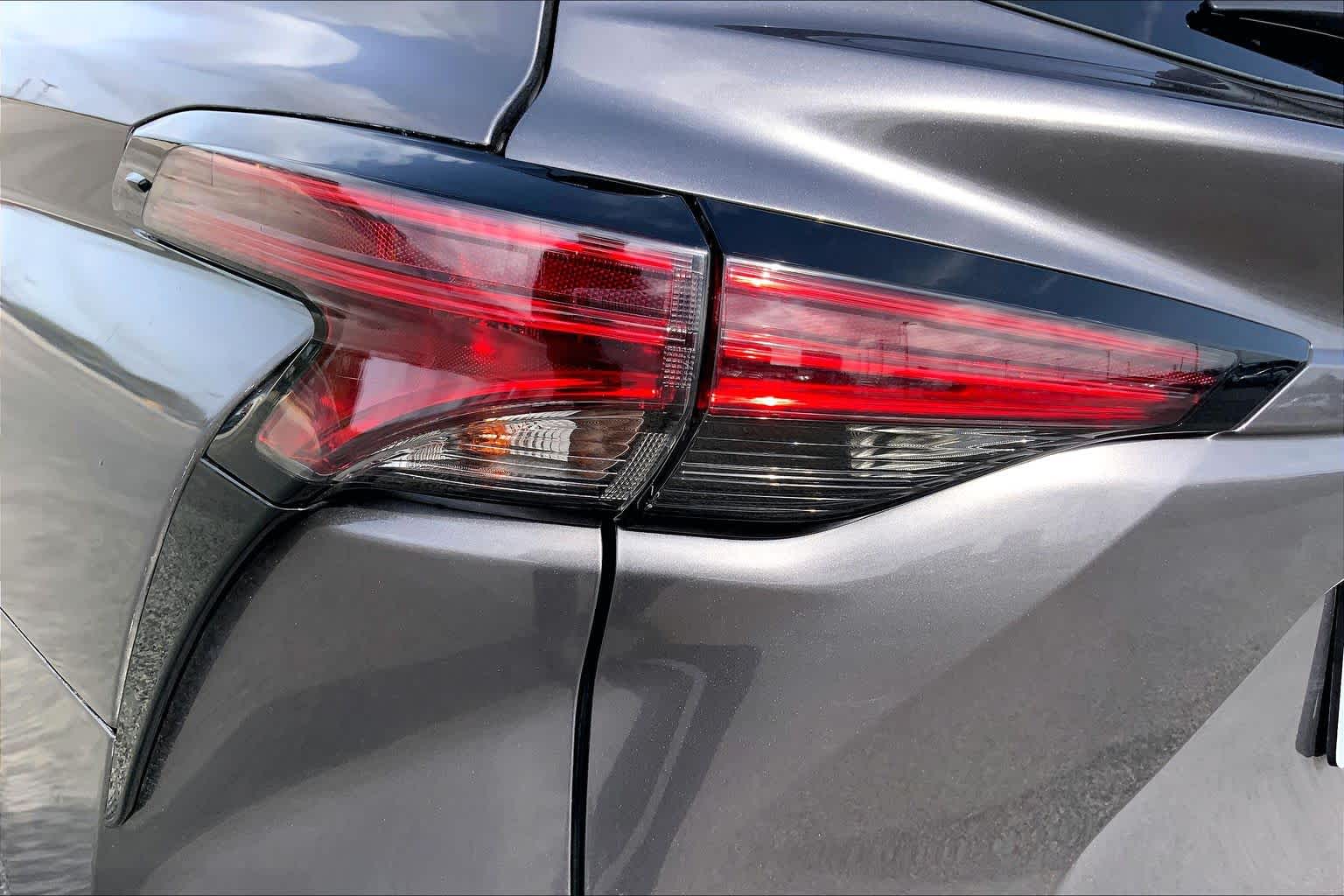 2022 Toyota Sienna XLE Predawn Gray Mica at Westside Kia