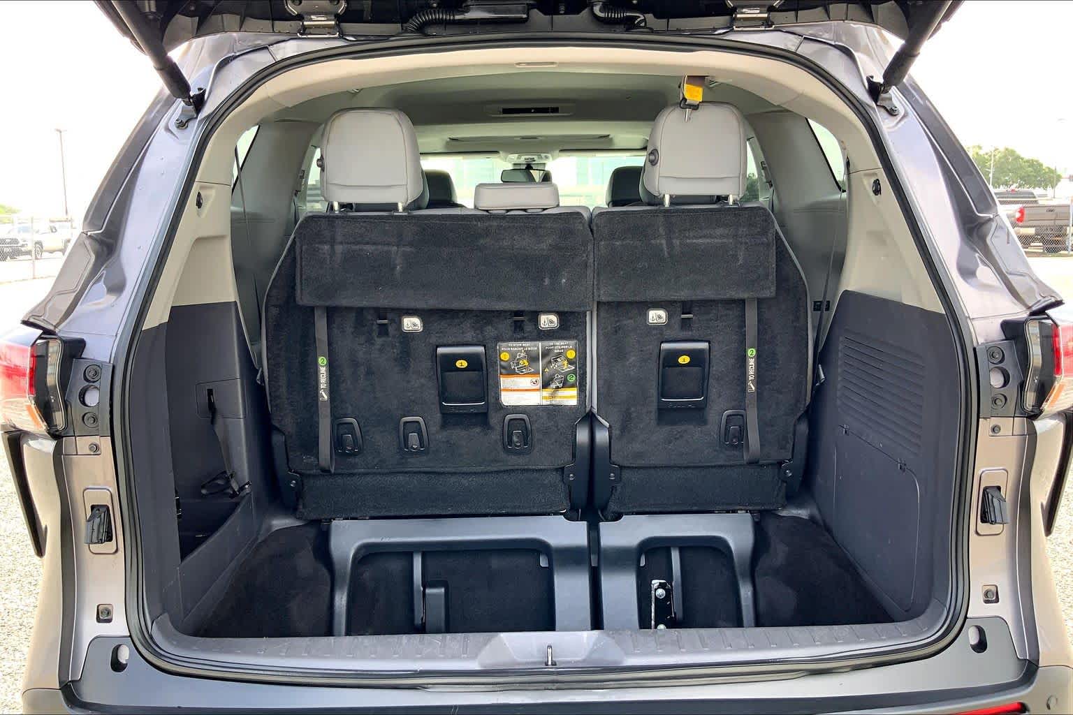 2022 Toyota Sienna XLE Predawn Gray Mica at Westside Kia