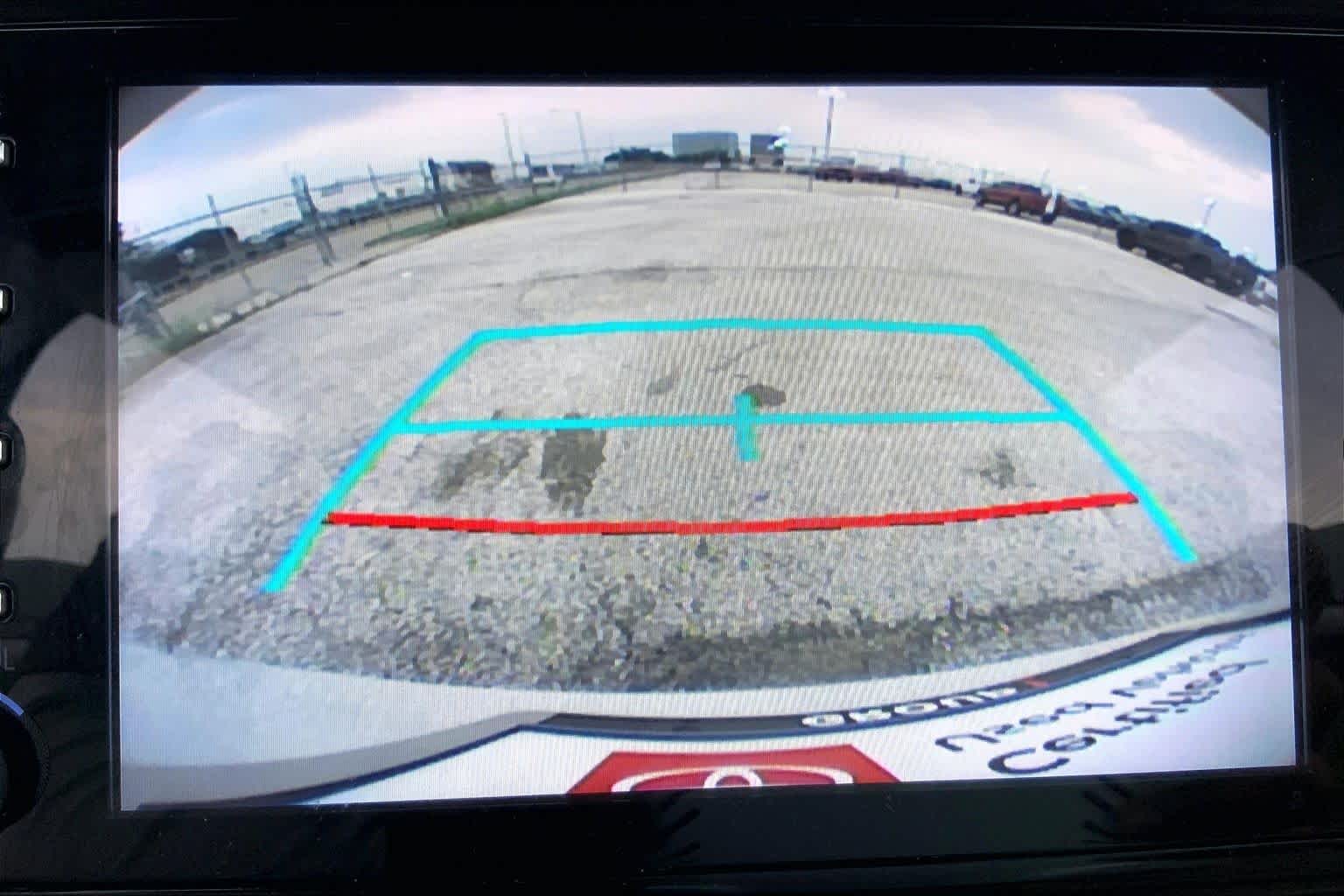 2024 Toyota Sienna XLE Wind Chill Pearl at Group 1 Toyota Southwest