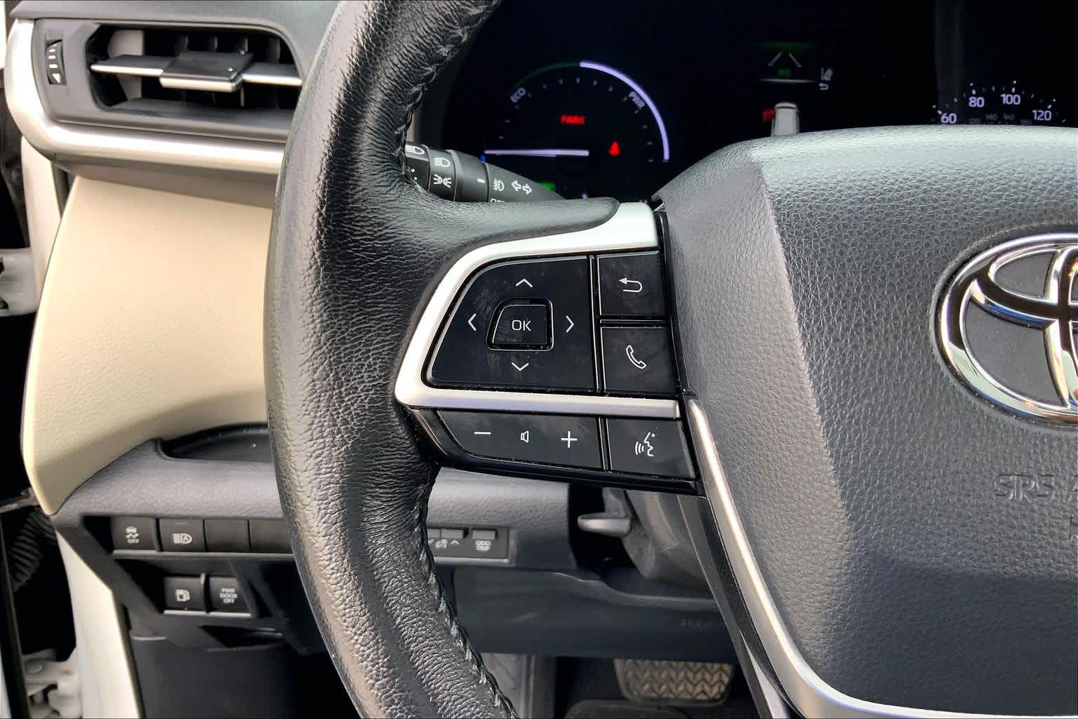 2022 Toyota Sienna photo 23 of 36