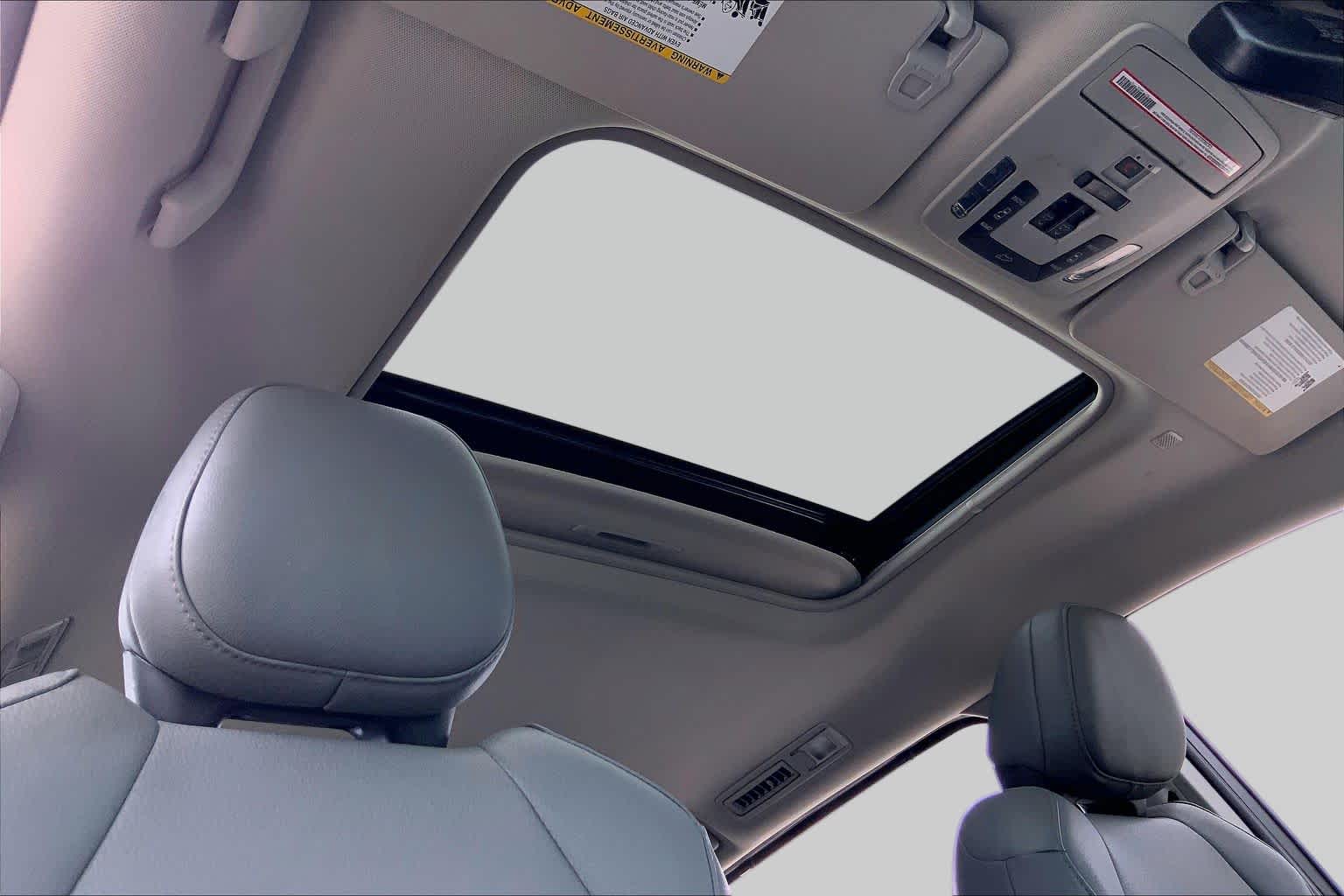 2023 Toyota Sienna XLE Ruby Flare Pearl at AutoNation USA Houston