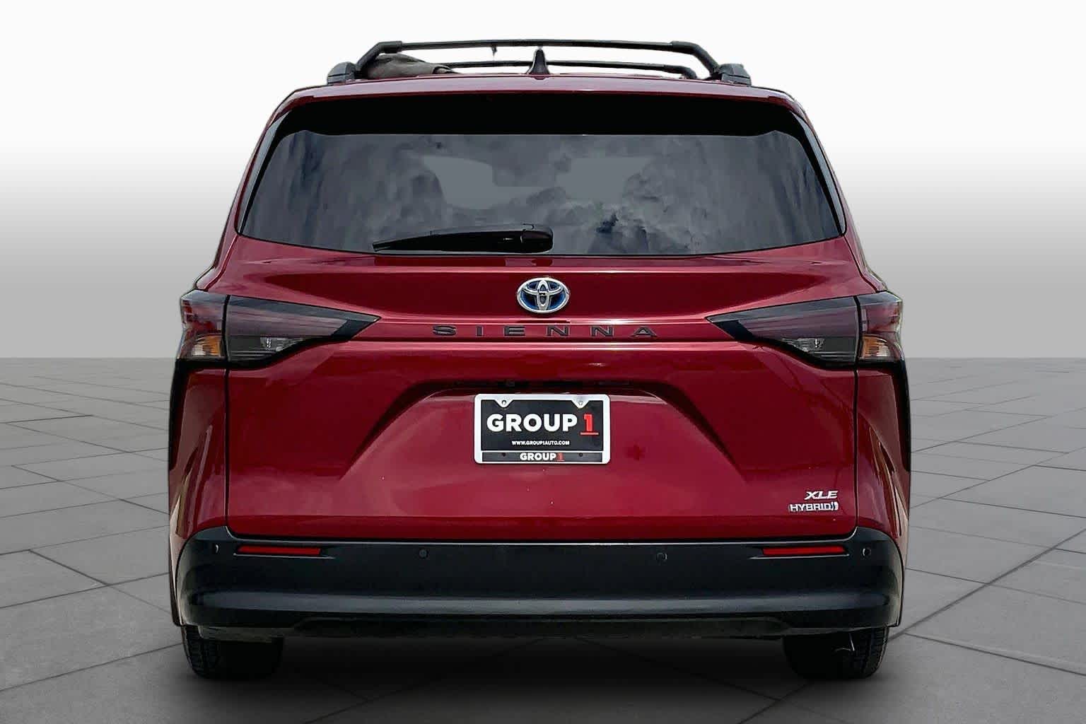 2023 Toyota Sienna XLE Ruby Flare Pearl at AutoNation USA Houston