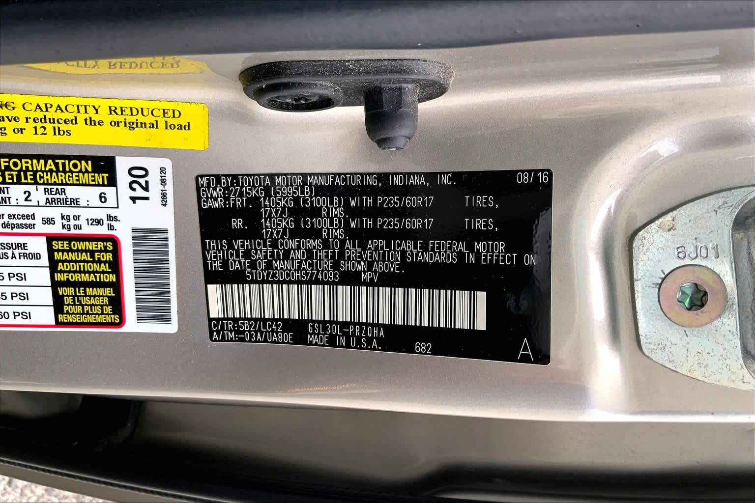 2017 Toyota Sienna photo 36 of 36