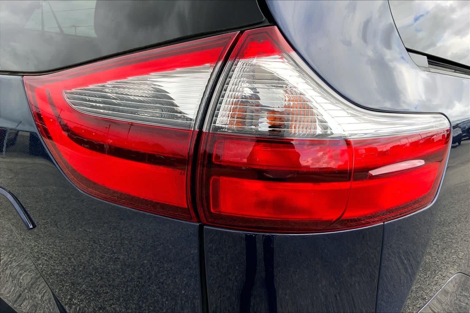 2020 Toyota Sienna photo 10 of 36