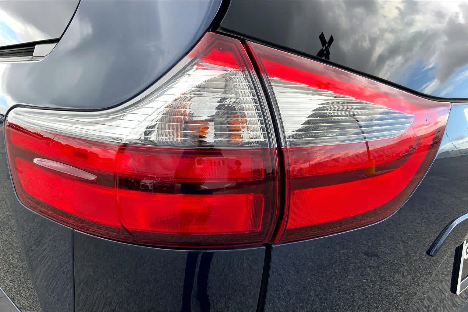 2020 Toyota Sienna photo 28 of 36