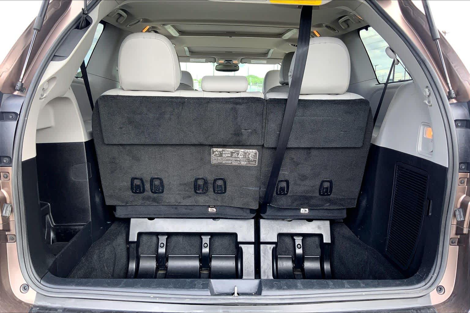 2018 Toyota Sienna Limited Toasted Walnut Pearl at AutoNation USA Katy