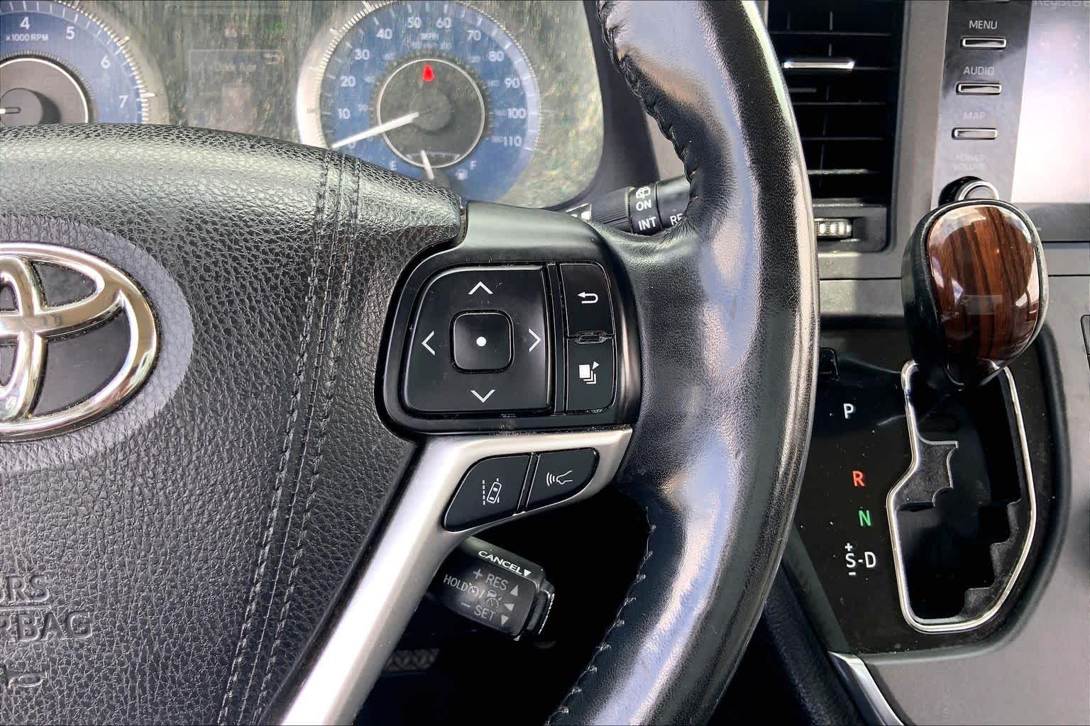 2018 Toyota Sienna Limited Toasted Walnut Pearl at AutoNation USA Katy