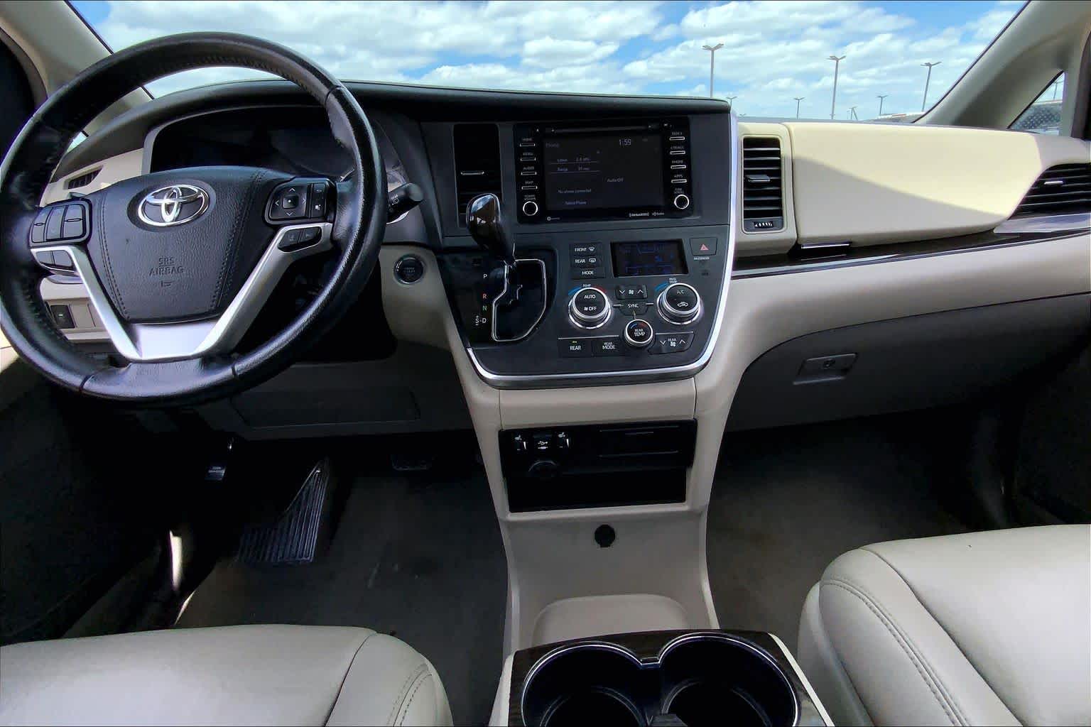 2019 Toyota Sienna XLE Premium Toasted Walnut Pearl at Group 1 Toyota Southwest