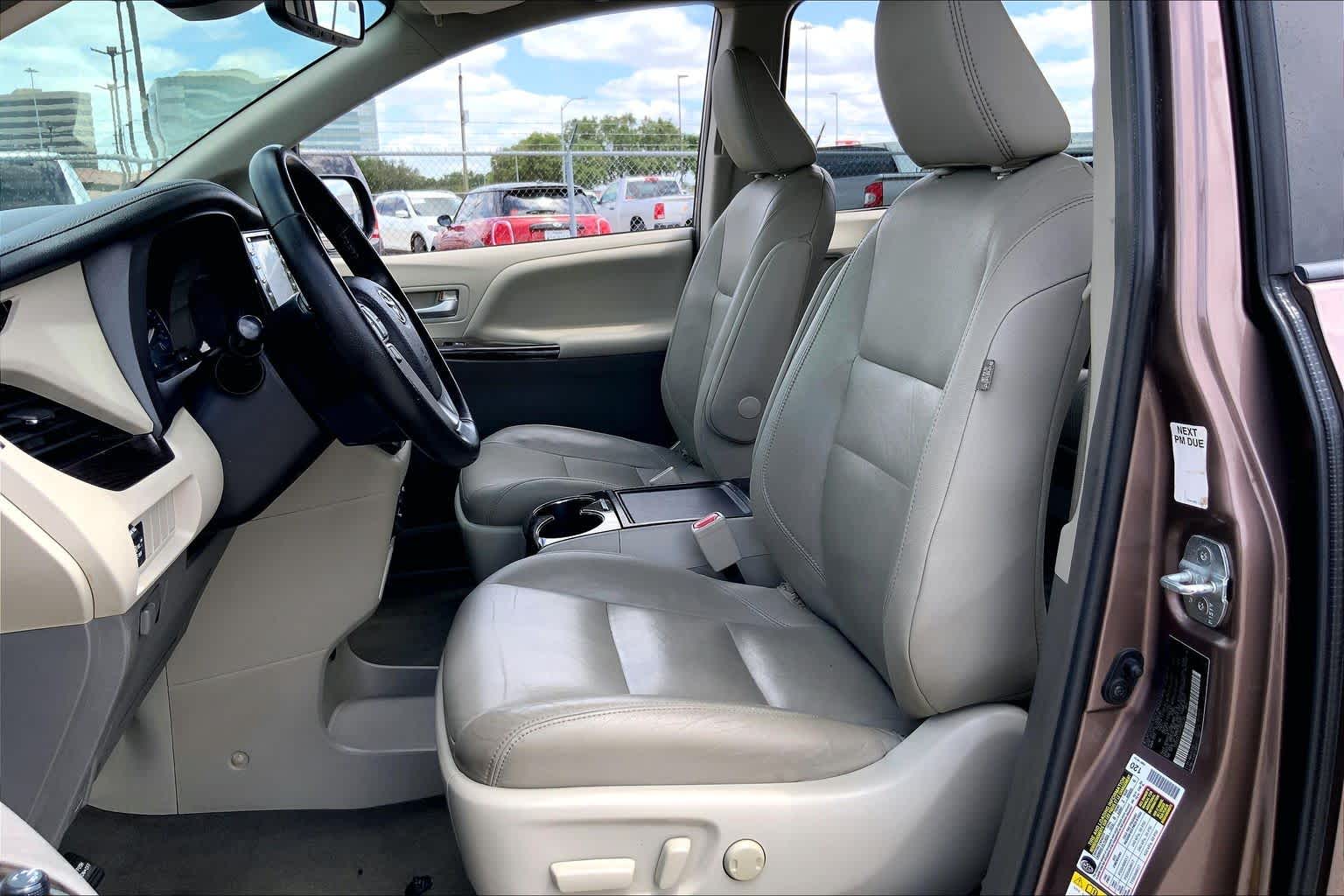 2019 Toyota Sienna XLE Premium Toasted Walnut Pearl at Group 1 Toyota Southwest