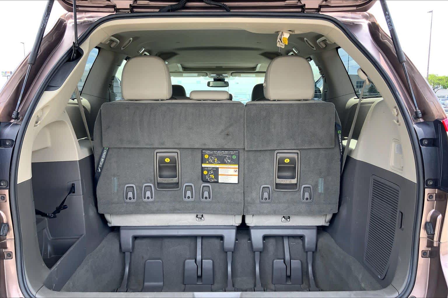 2019 Toyota Sienna XLE Premium Toasted Walnut Pearl at Group 1 Toyota Southwest
