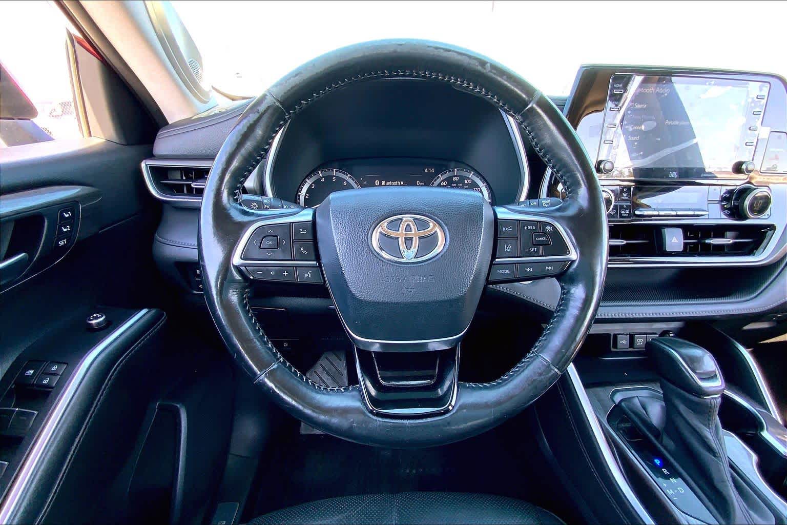 2020 Toyota Highlander Limited Ruby Flare Pearl at Group 1 Toyota Southwest