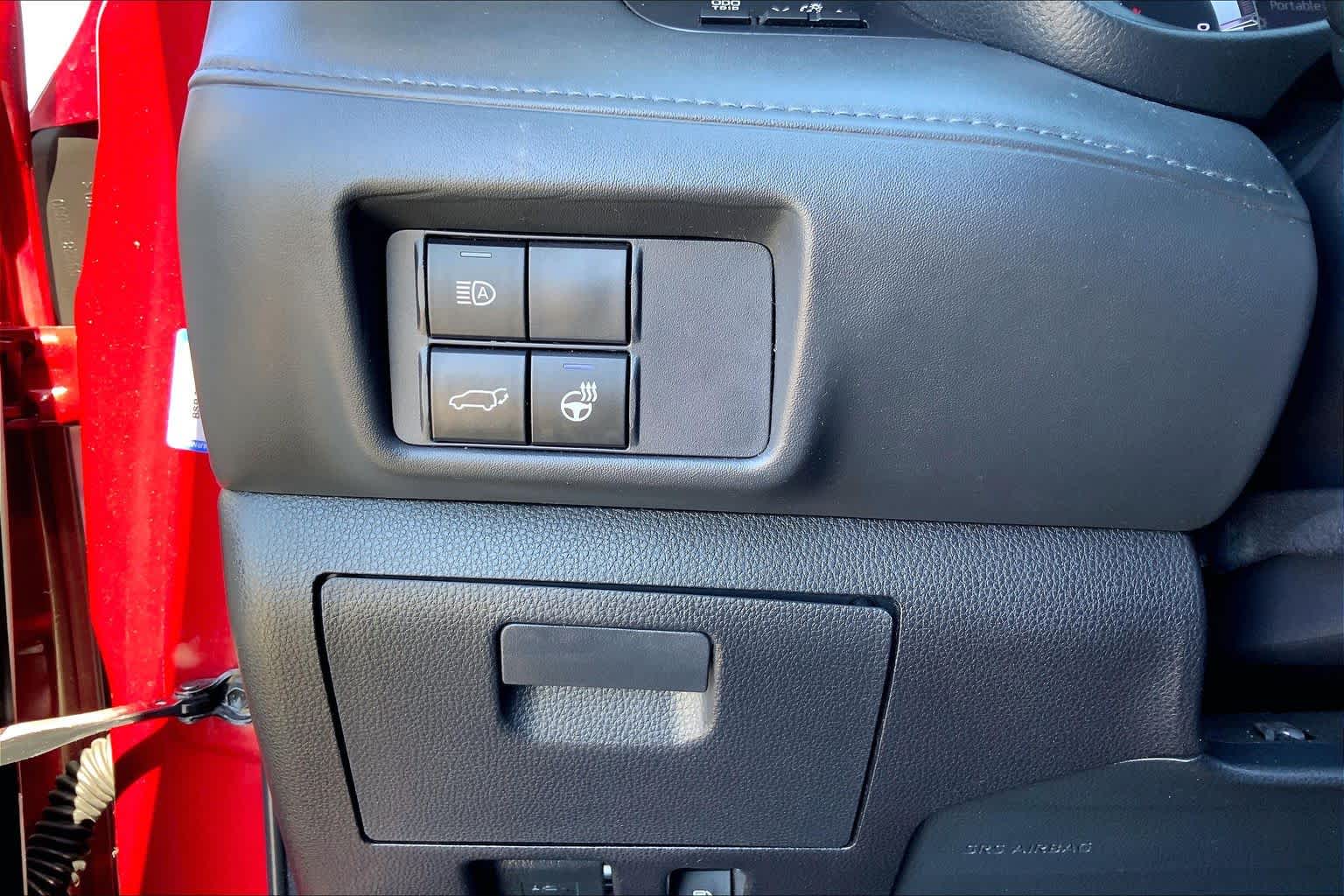 2020 Toyota Highlander Limited Ruby Flare Pearl at Group 1 Toyota Southwest