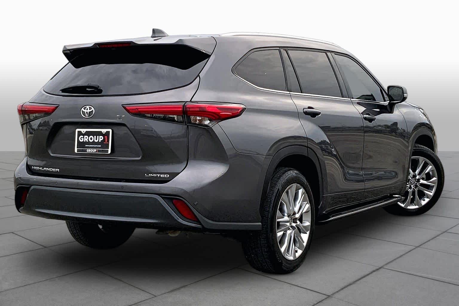 2020 Toyota Highlander Limited Magnetic Gray Metallic at Group 1 Toyota Southwest