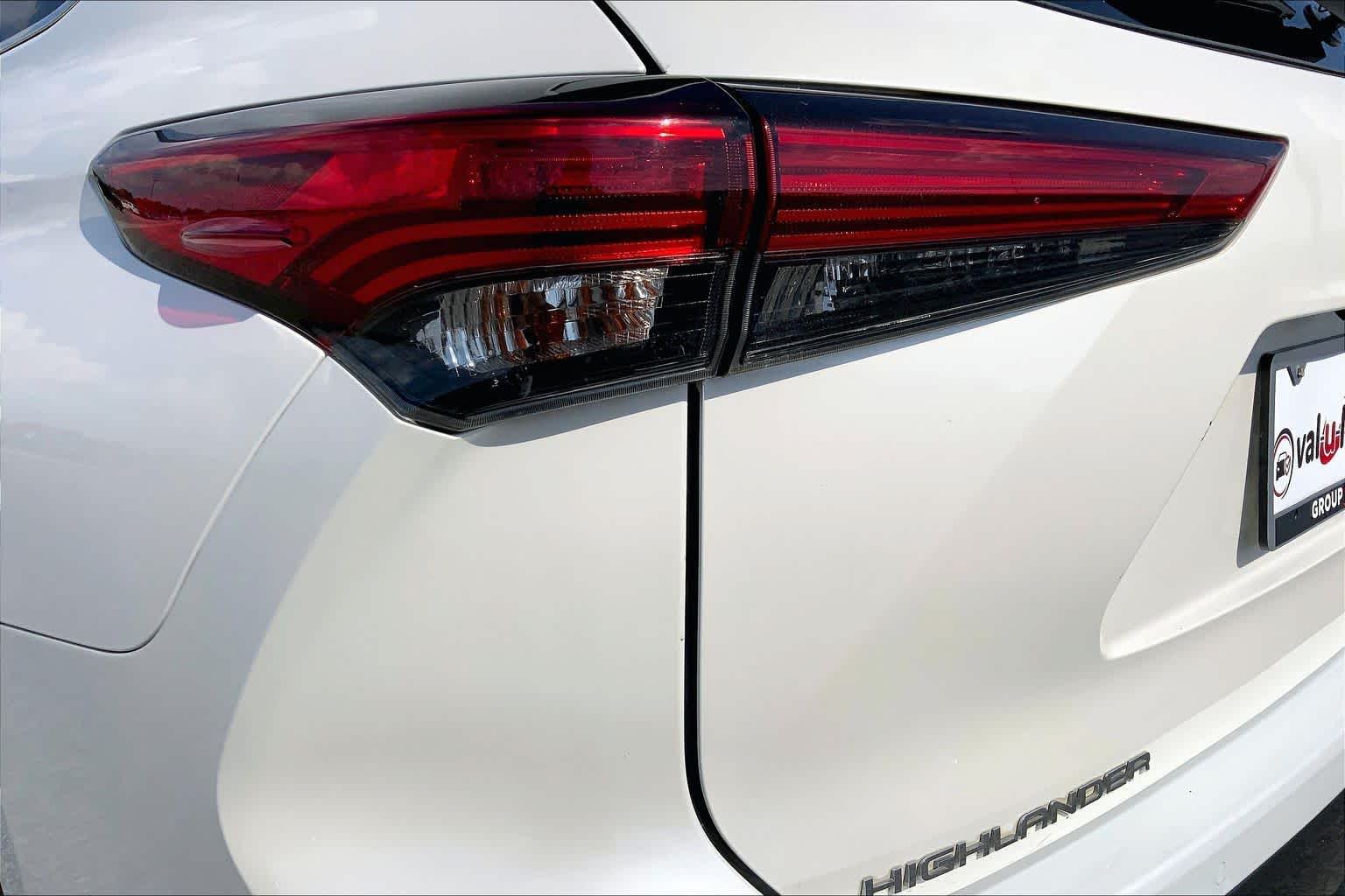 2020 Toyota Highlander Limited Blizzard Pearl at Lexus Southwest Houston