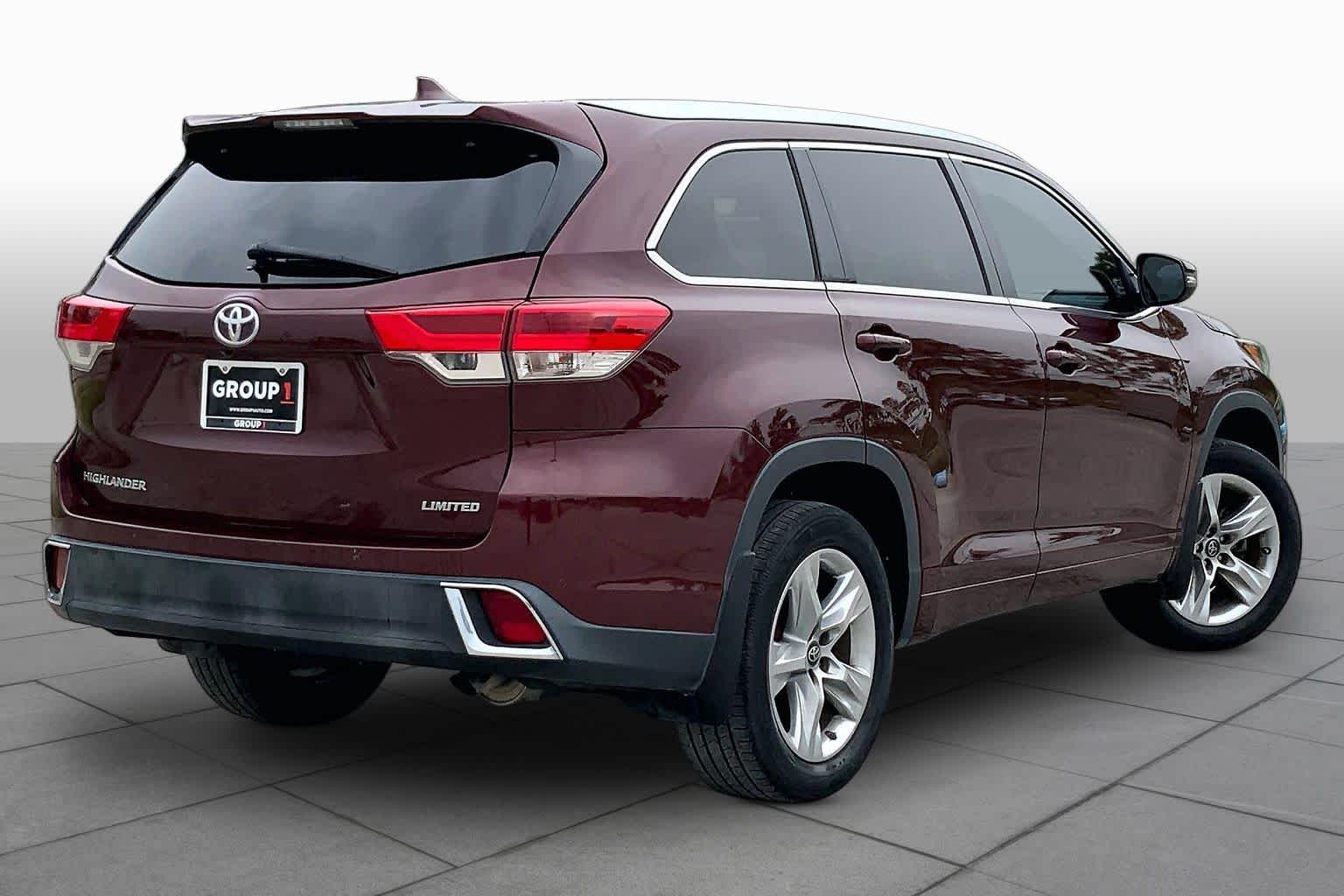 2017 Toyota Highlander Limited Ooh La La Rouge Mica at Lexus Southwest Houston