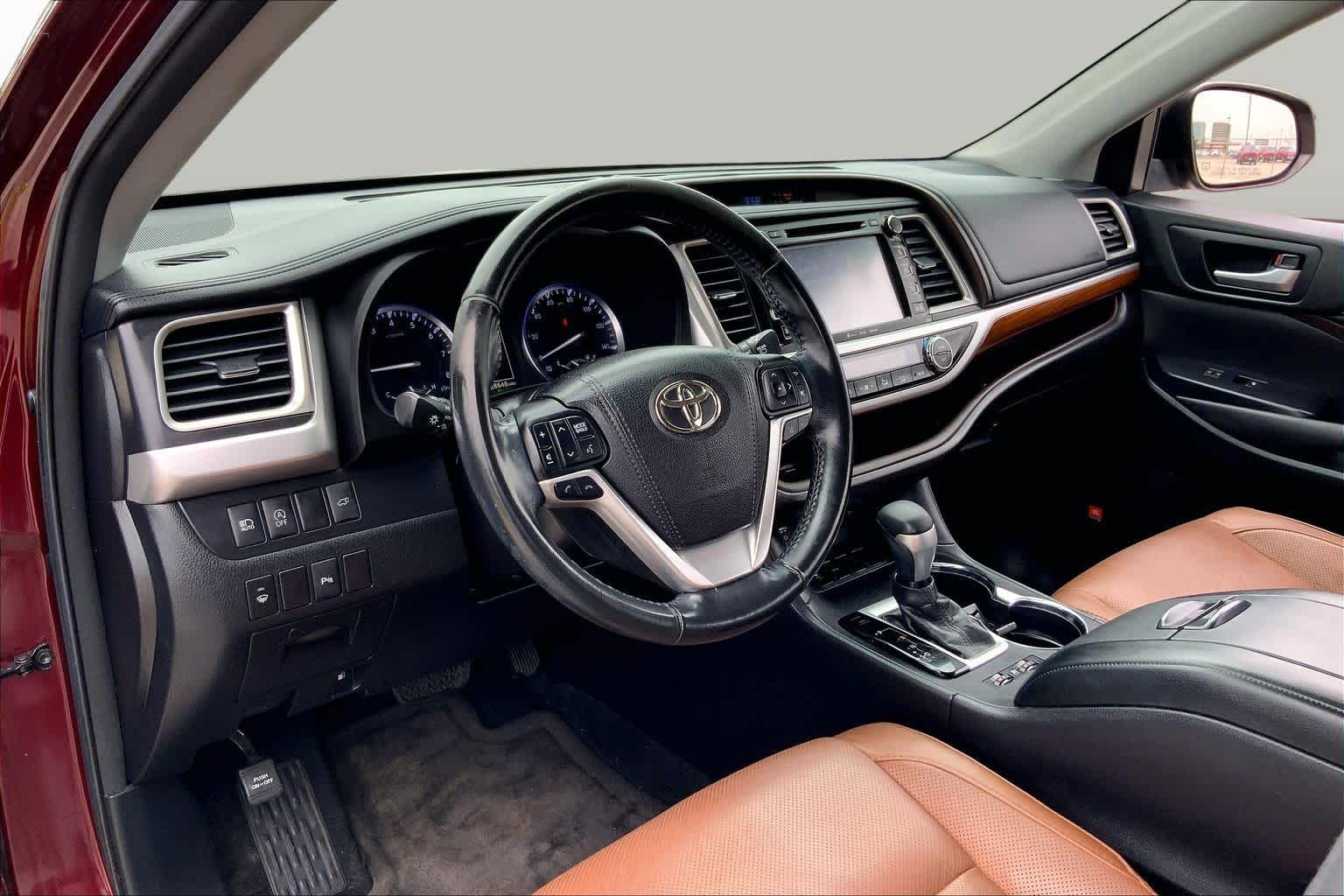 2017 Toyota Highlander Limited Ooh La La Rouge Mica at Lexus Southwest Houston