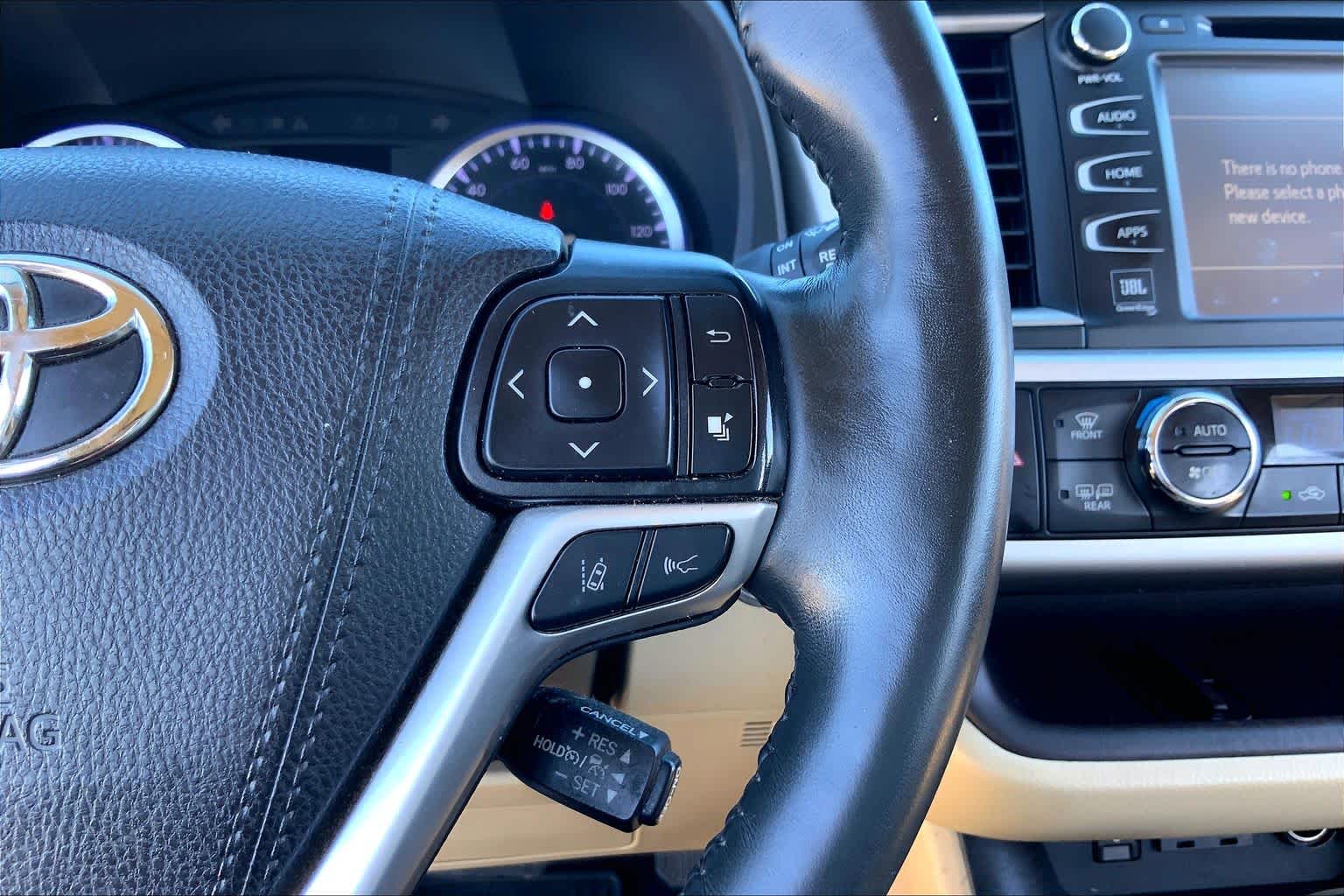 2019 Toyota Highlander Limited Platinum Midnight Black Metallic at Group 1 Toyota Southwest