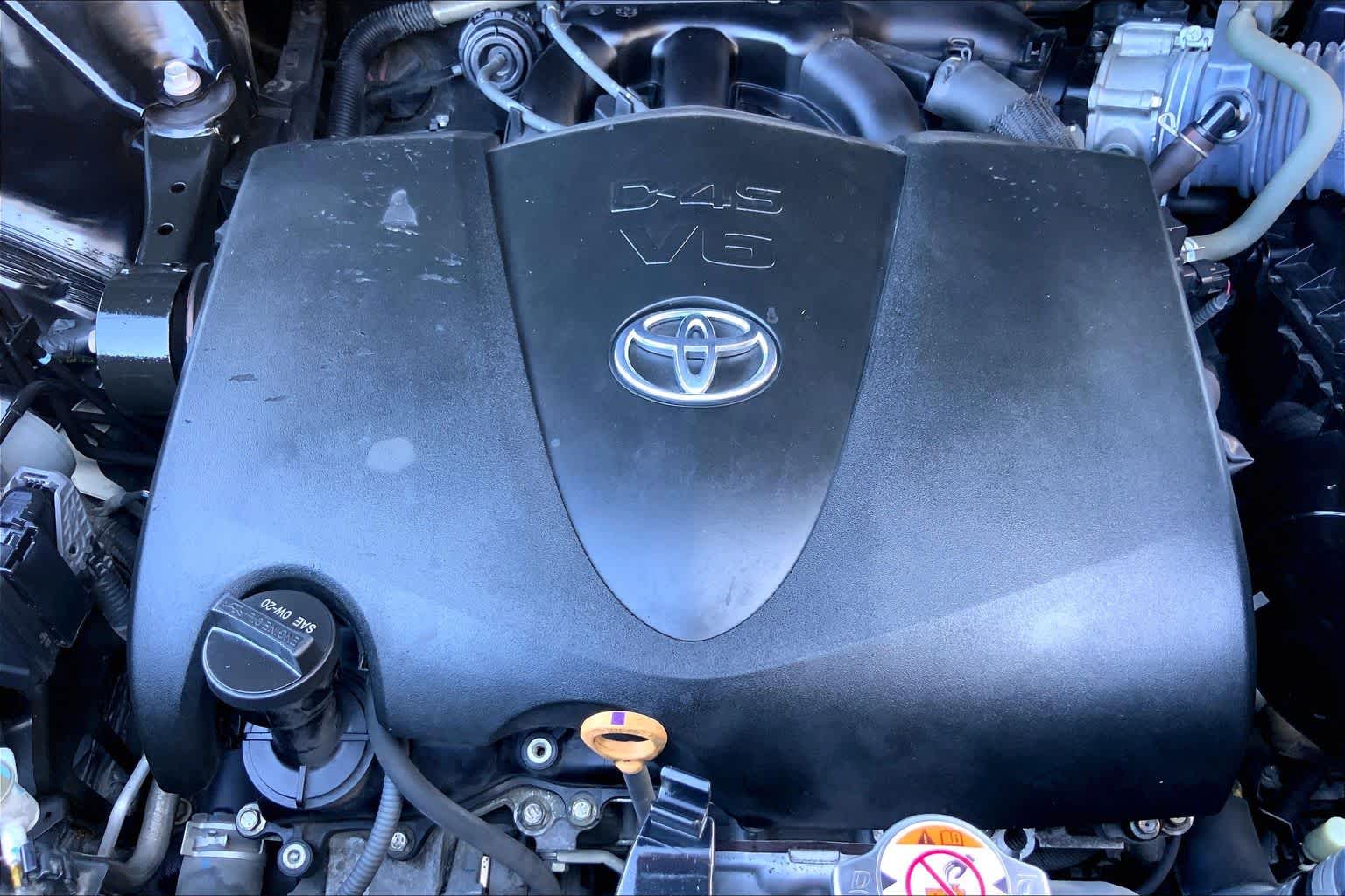 2019 Toyota Highlander Limited Platinum Midnight Black Metallic at Group 1 Toyota Southwest
