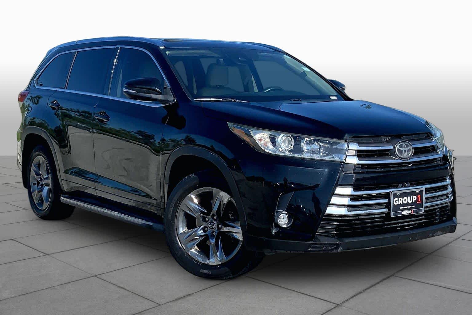 2019 Toyota Highlander Limited Platinum Midnight Black Metallic at Group 1 Toyota Southwest