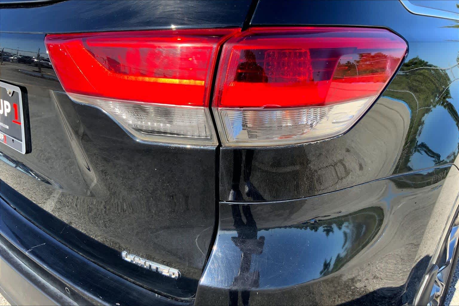 2019 Toyota Highlander Limited Platinum Midnight Black Metallic at Group 1 Toyota Southwest