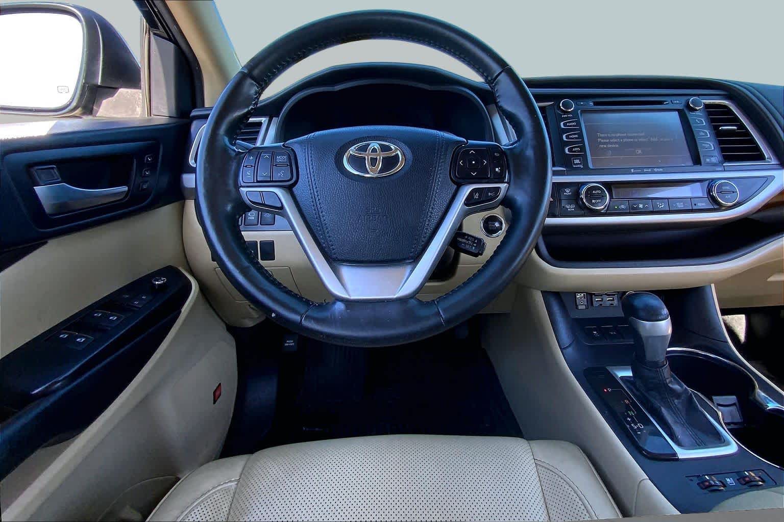 2019 Toyota Highlander Limited Platinum Midnight Black Metallic at Group 1 Toyota Southwest