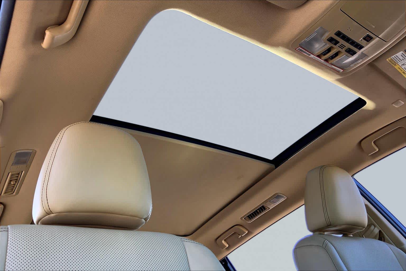 2019 Toyota Highlander Limited Platinum Midnight Black Metallic at Group 1 Toyota Southwest