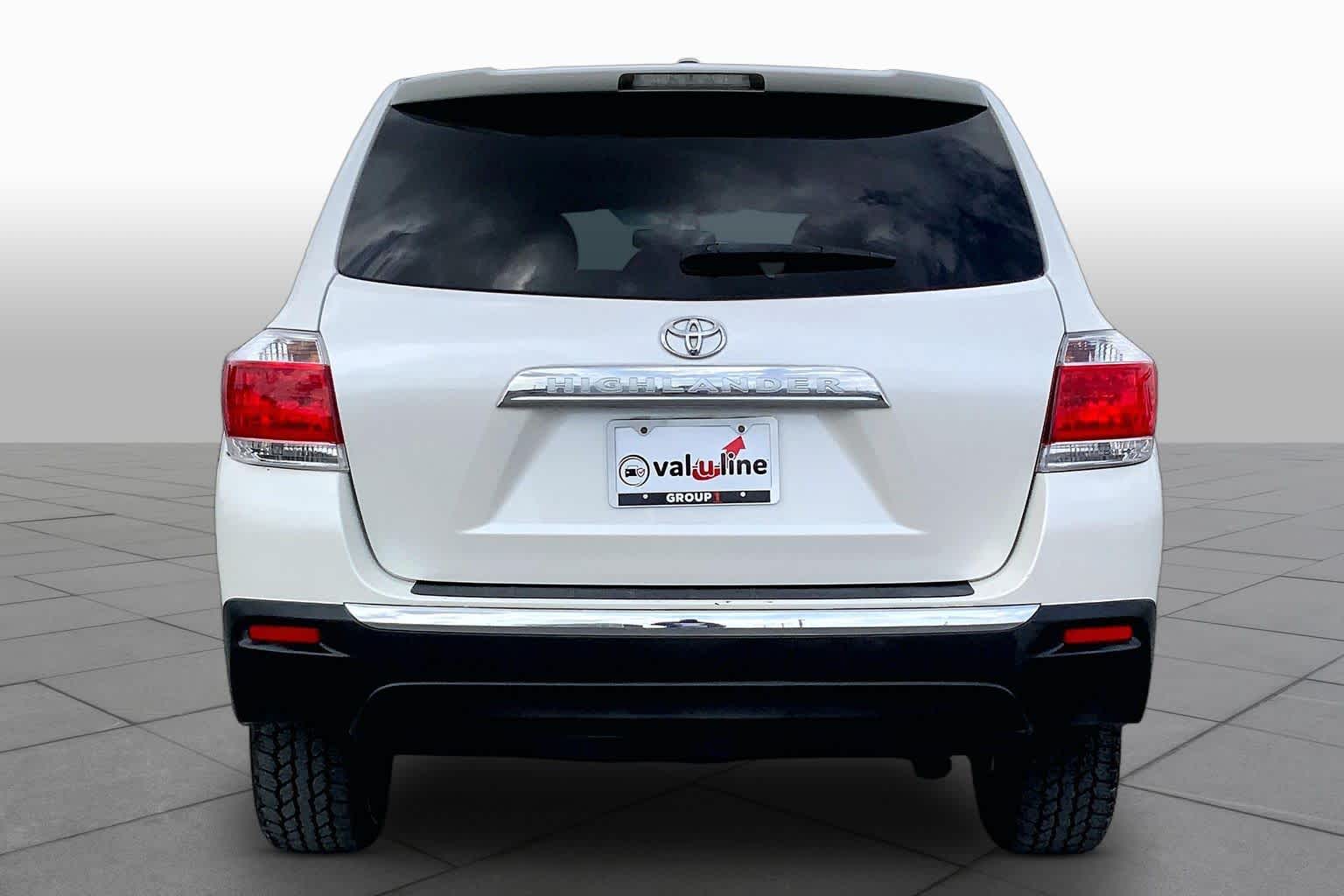 2012 Toyota Highlander photo 5 of 35