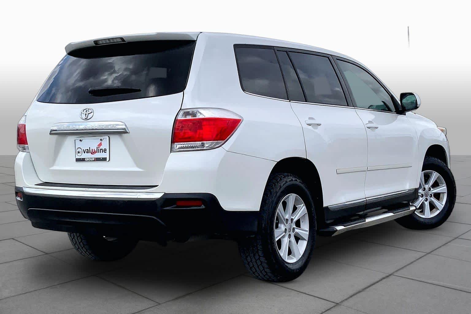 2012 Toyota Highlander photo 13 of 35