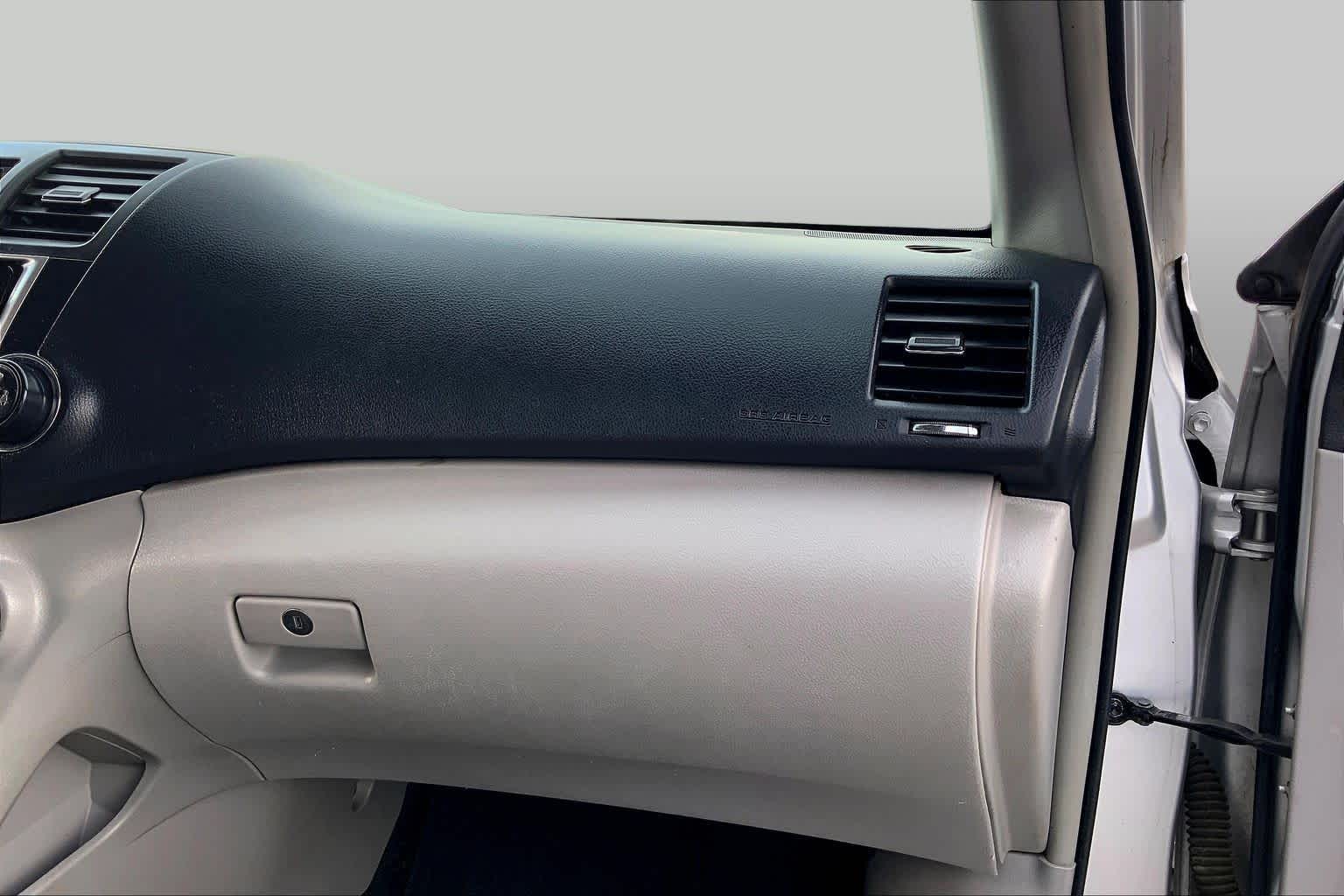 2013 Toyota Highlander Plus Classic Silver Metallic at Ron Craft Chevrolet Cadillac