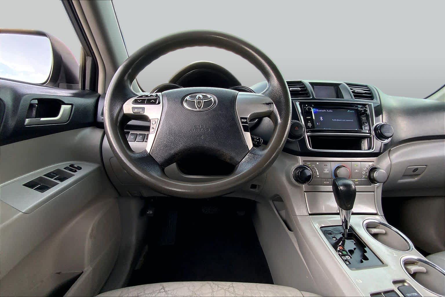 2013 Toyota Highlander Plus Classic Silver Metallic at Ron Craft Chevrolet Cadillac