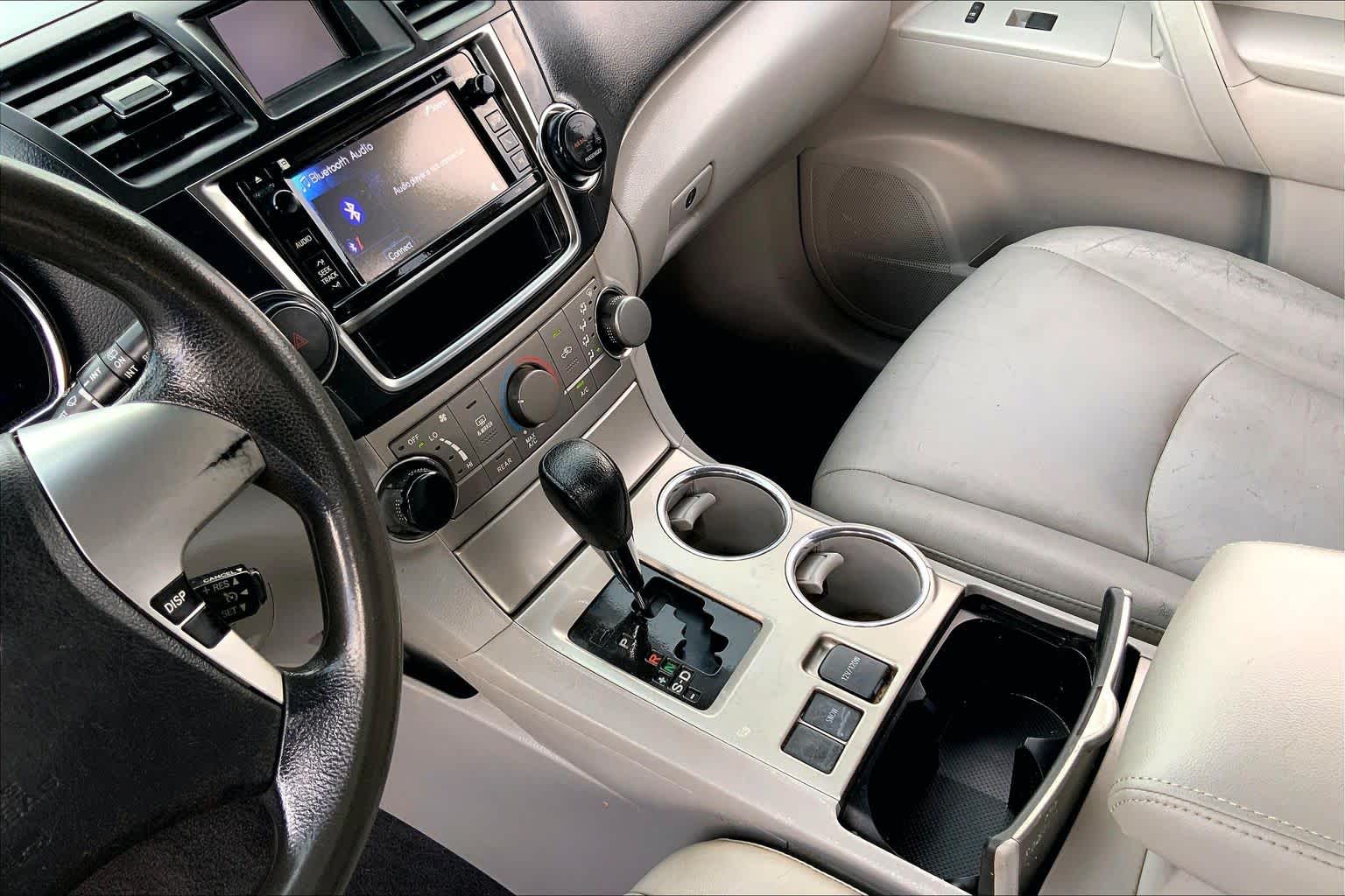 2013 Toyota Highlander Plus Classic Silver Metallic at Ron Craft Chevrolet Cadillac