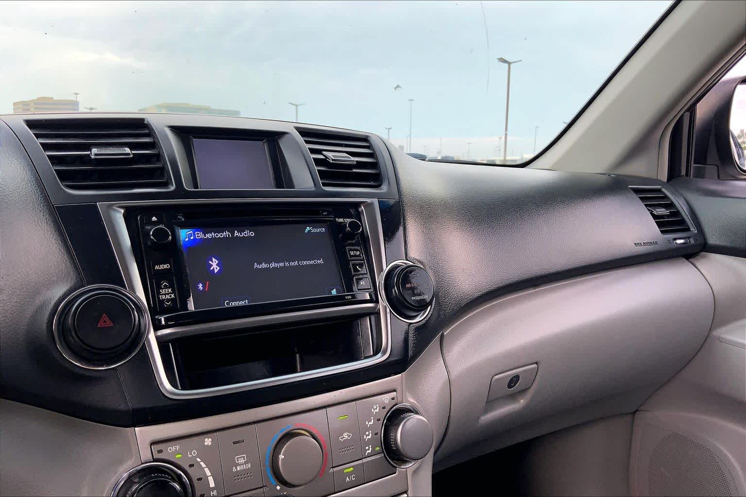 2013 Toyota Highlander Plus Classic Silver Metallic at Ron Craft Chevrolet Cadillac