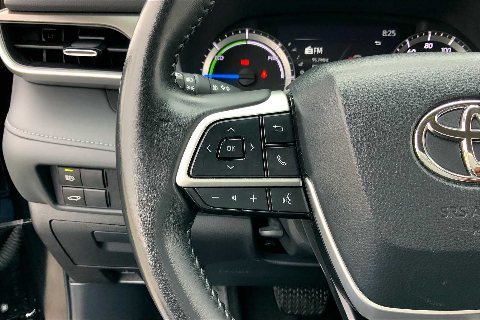 2023 Toyota Highlander Hybrid LE Midnight Black Metallic at Group 1 Toyota Southwest