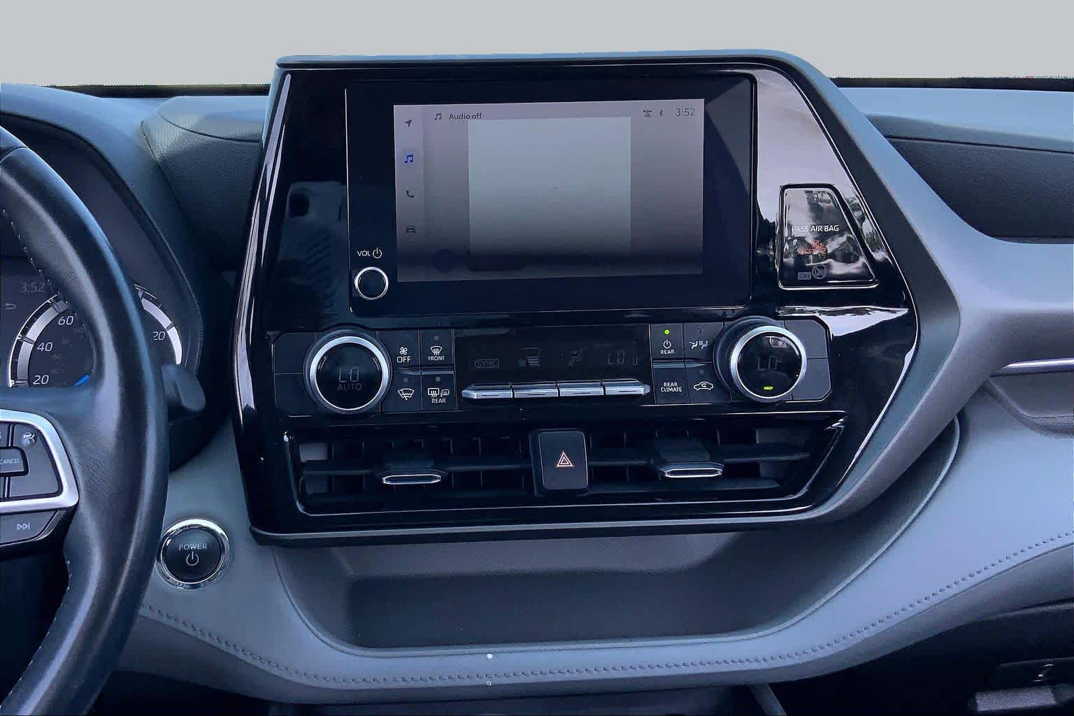 2023 Toyota Highlander Hybrid LE Celestial Silver Metallic at Honda of Clear Lake