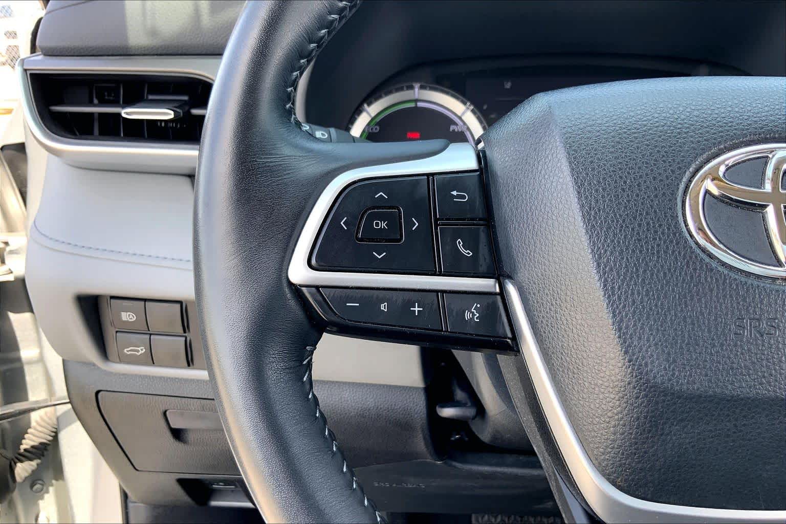 2023 Toyota Highlander Hybrid LE Celestial Silver Metallic at Honda of Clear Lake