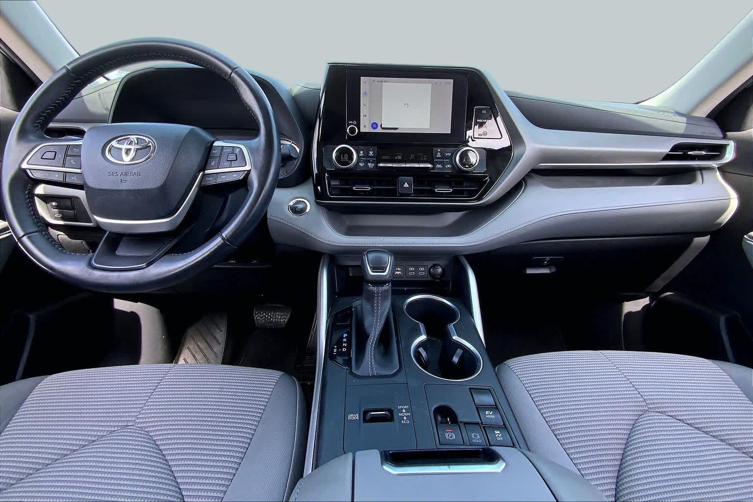 2023 Toyota Highlander Hybrid LE Celestial Silver Metallic at Honda of Clear Lake