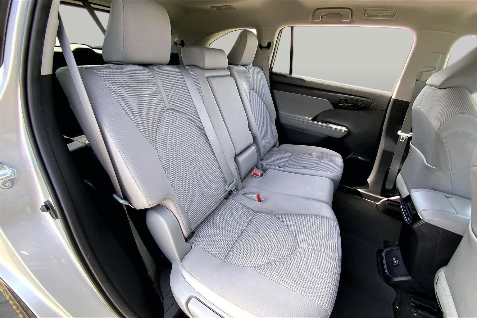 2023 Toyota Highlander Hybrid LE Celestial Silver Metallic at Honda of Clear Lake