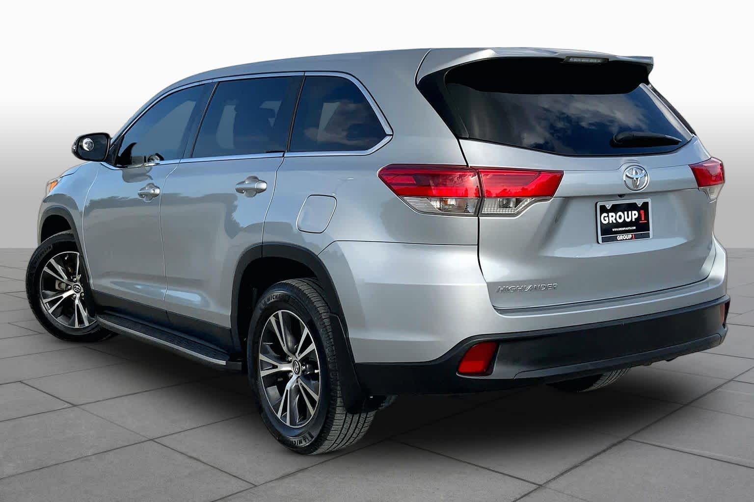 2019 Toyota Highlander LE Celestial Silver Metallic at Mac Haik CDJR North Houston