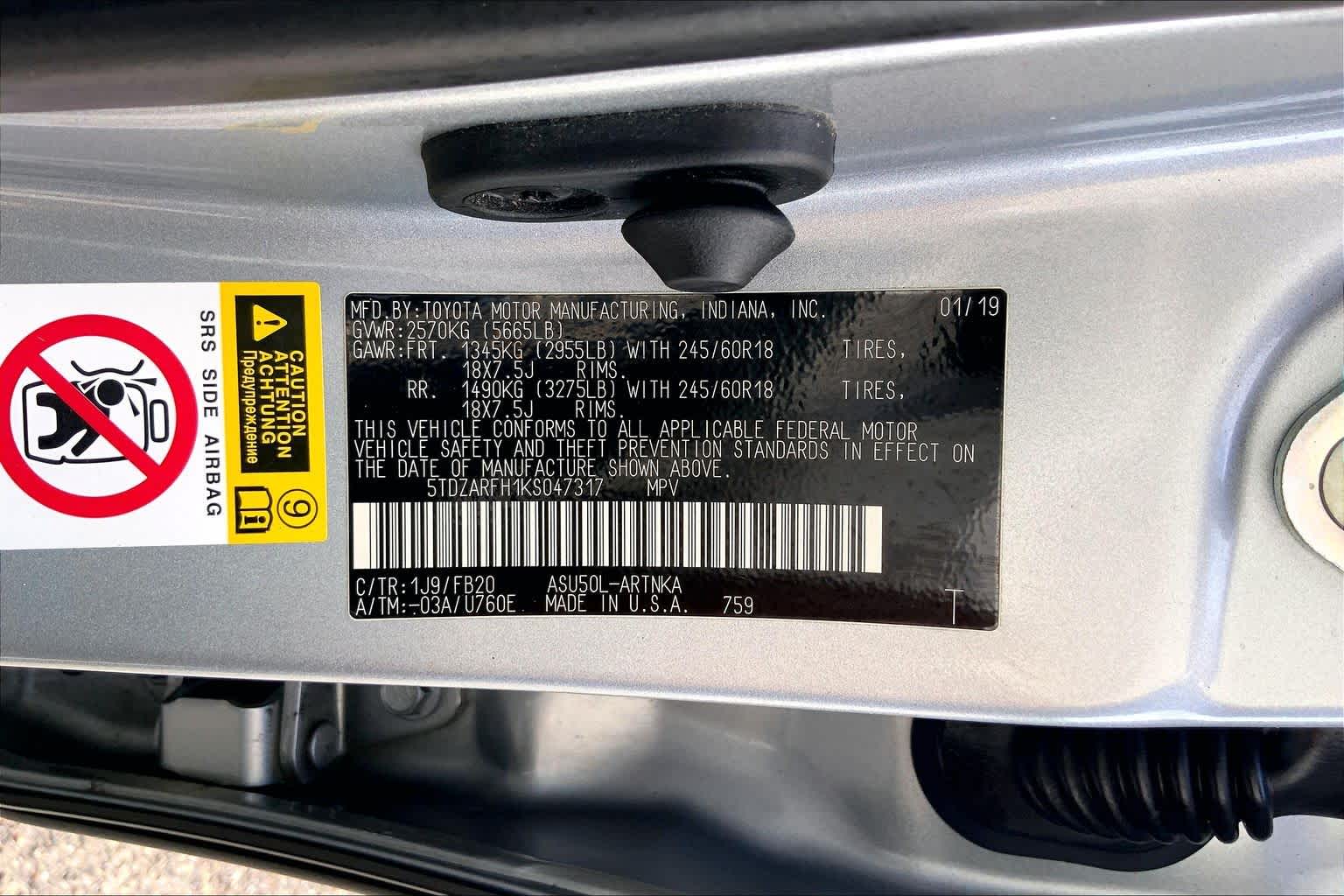 2019 Toyota Highlander LE Celestial Silver Metallic at Mac Haik CDJR North Houston