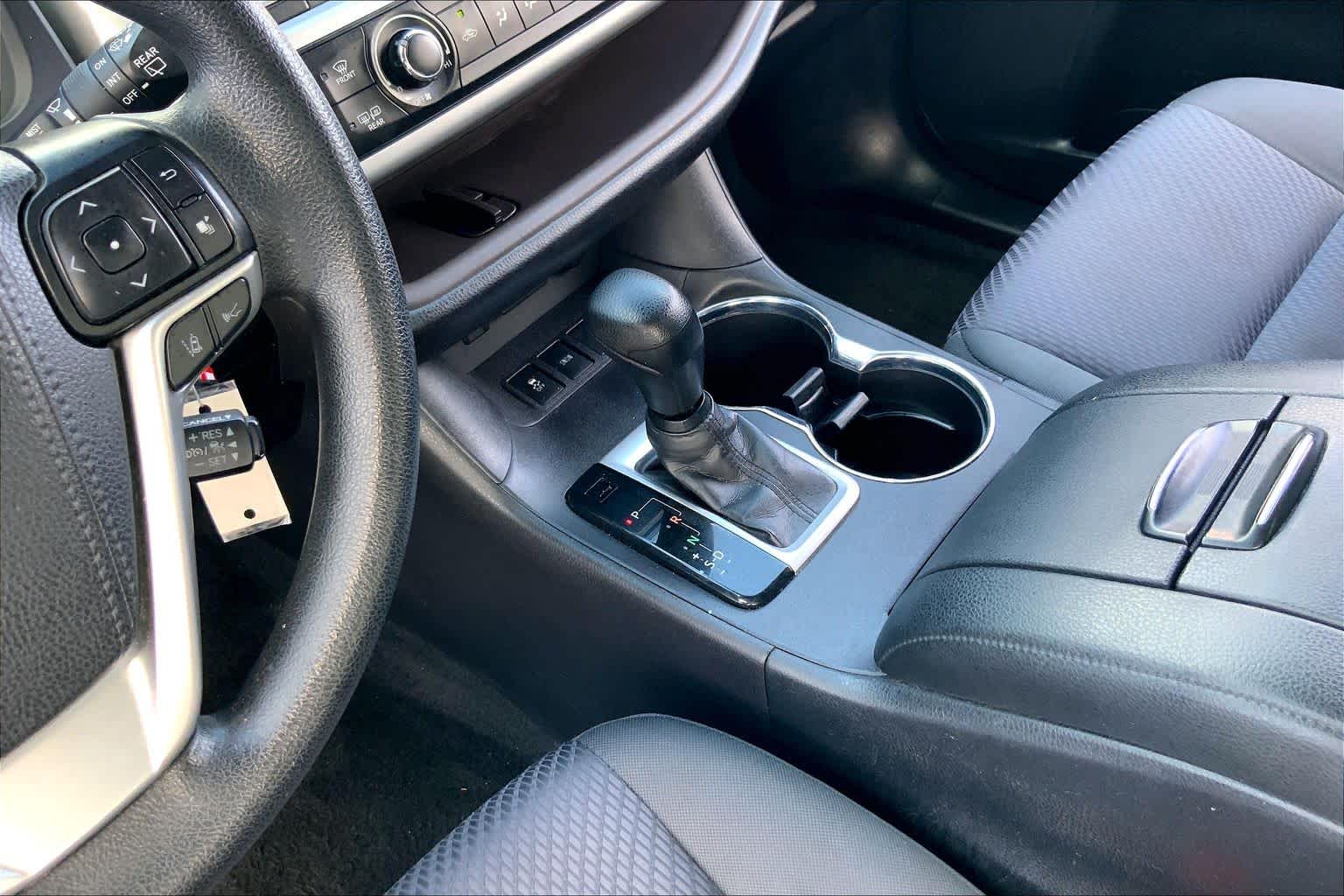 2019 Toyota Highlander LE Celestial Silver Metallic at Mac Haik CDJR North Houston