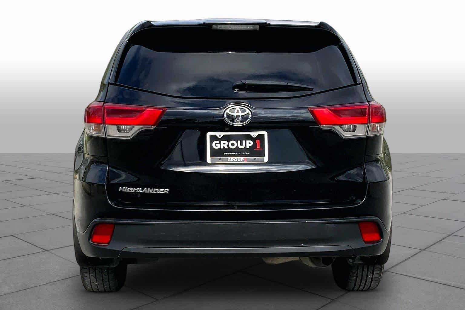 2019 Toyota Highlander LE Midnight Black Metallic at HGreg Houston