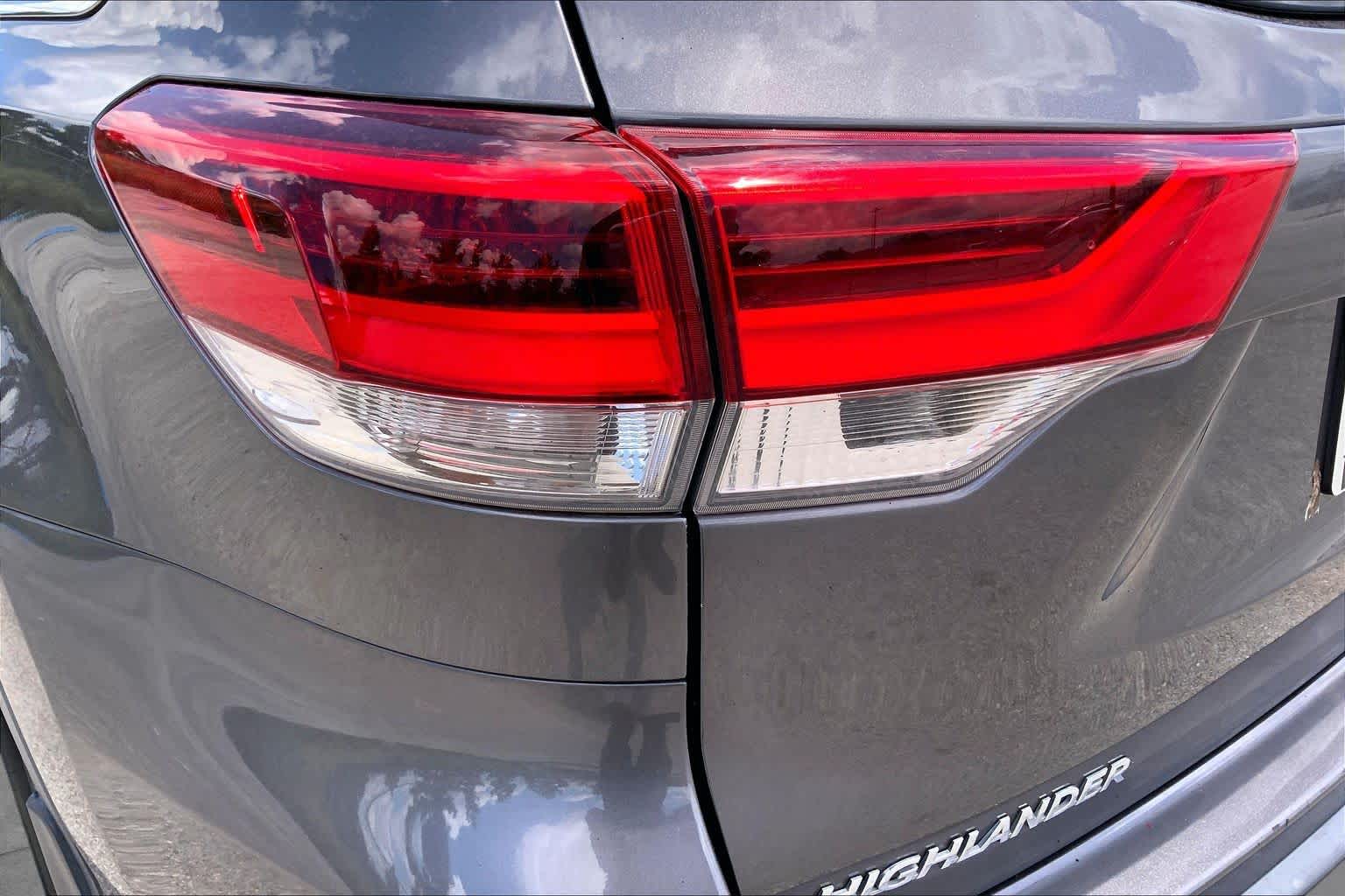 2019 Toyota Highlander LE Predawn Gray Mica at Group 1 Toyota Southwest