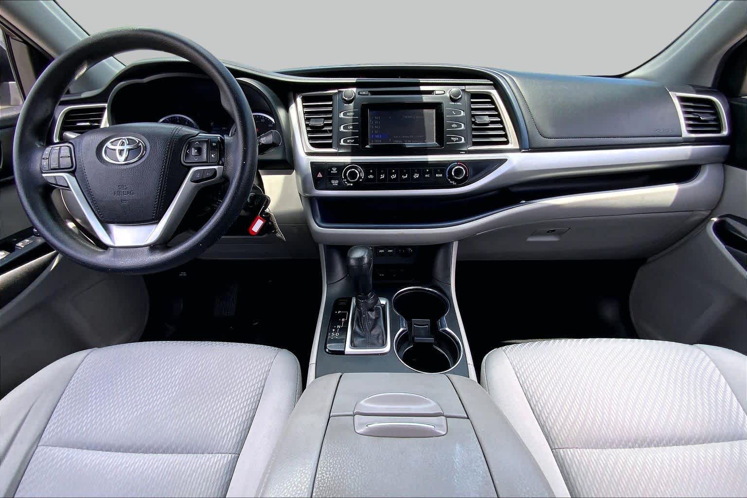 2019 Toyota Highlander LE Predawn Gray Mica at Group 1 Toyota Southwest