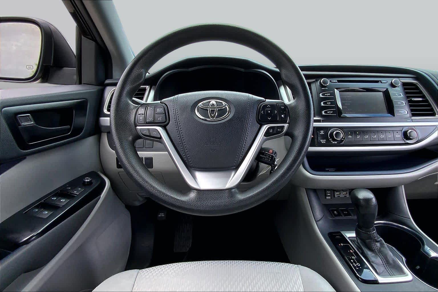 2019 Toyota Highlander LE Midnight Black Metallic at Lexus Southwest Houston