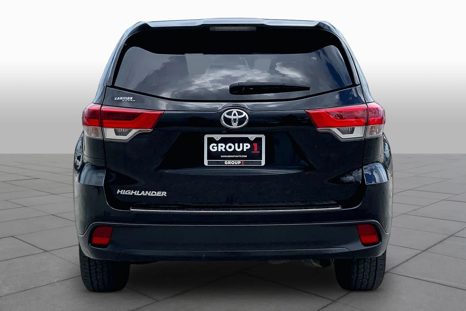 2019 Toyota Highlander LE Midnight Black Metallic at Lexus Southwest Houston