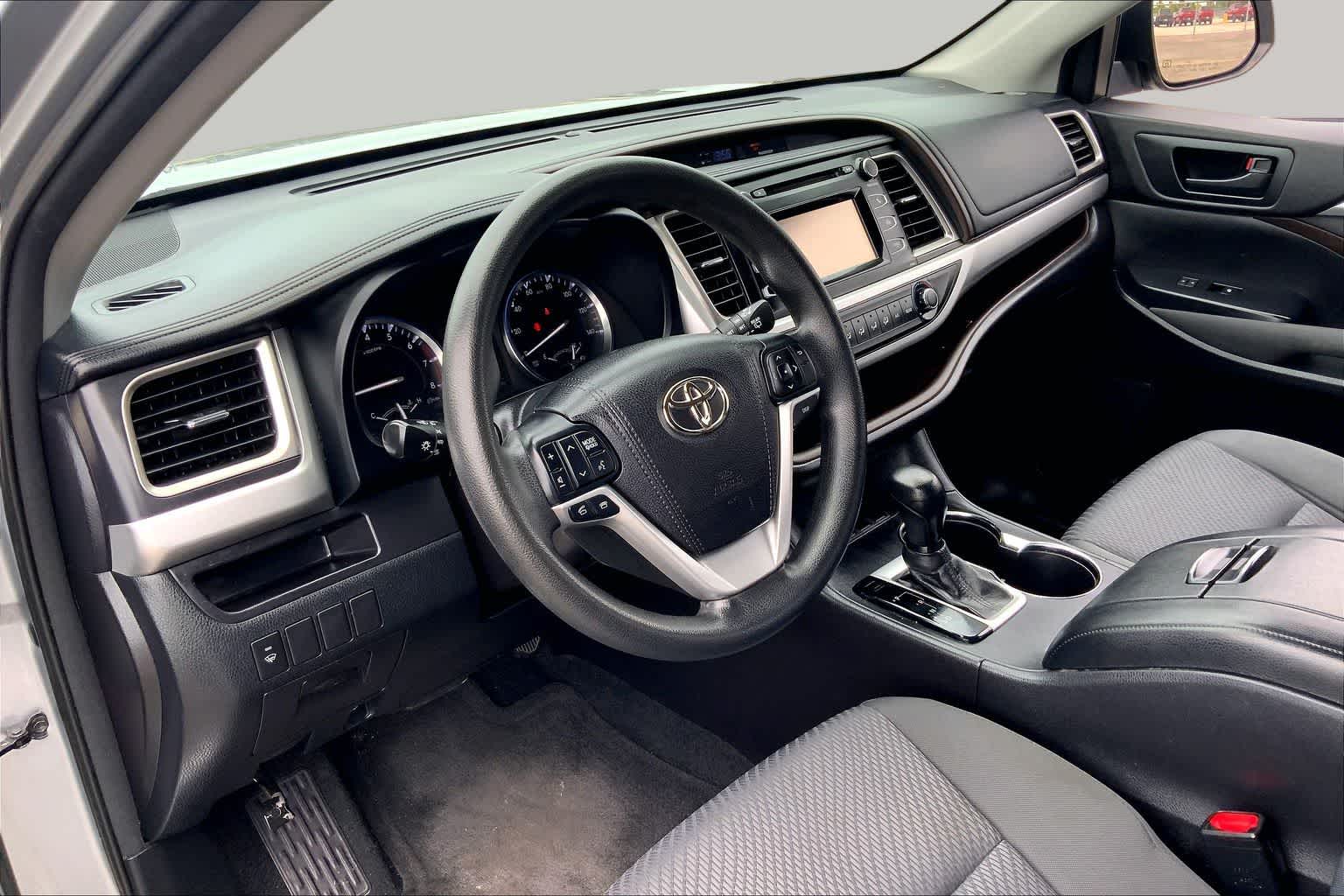 2016 Toyota Highlander LE Silver Sky Metallic at AutoNation Toyota Gulf Fwy