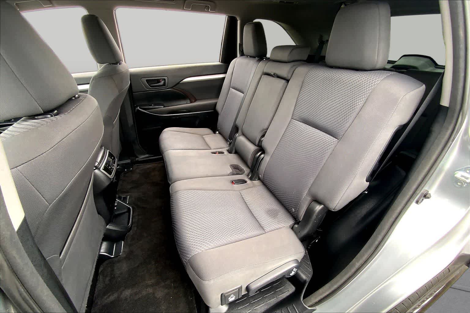 2016 Toyota Highlander LE Silver Sky Metallic at AutoNation Toyota Gulf Fwy