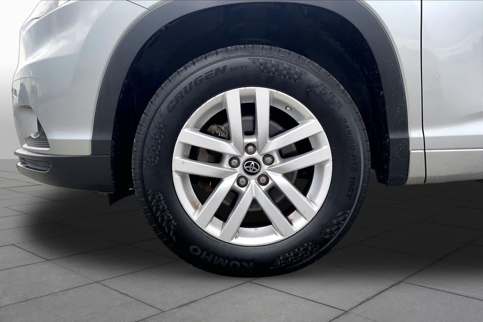 2016 Toyota Highlander LE Silver Sky Metallic at AutoNation Toyota Gulf Fwy
