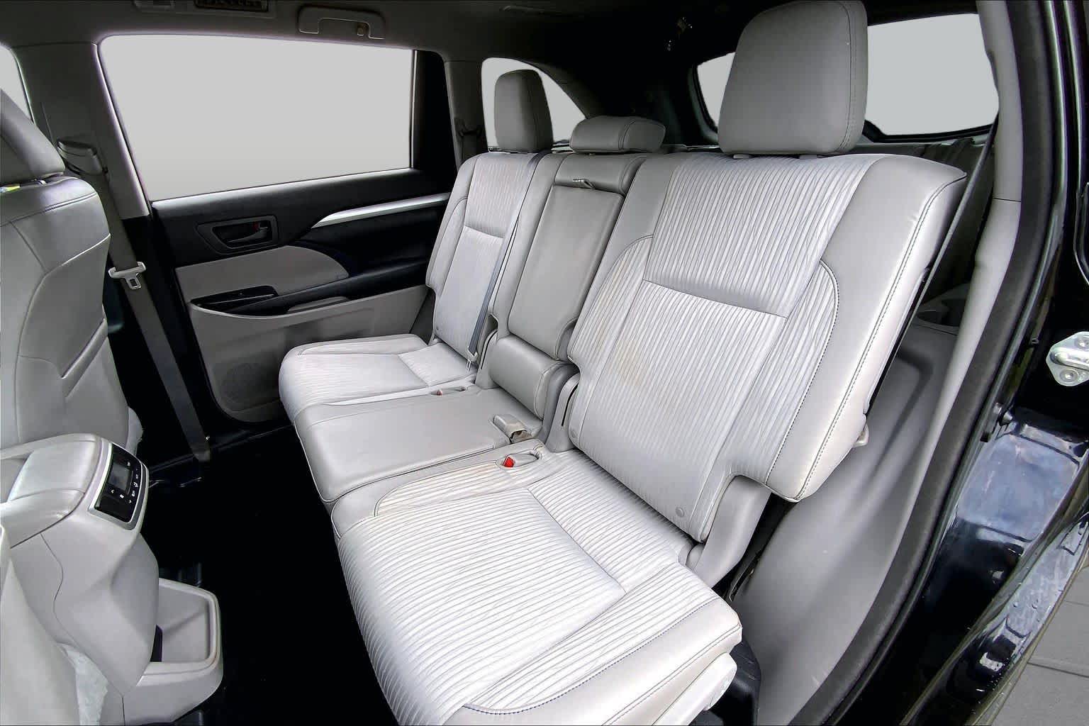 2015 Toyota Highlander LE Plus Attitude Black Metallic at Group 1 Toyota Southwest