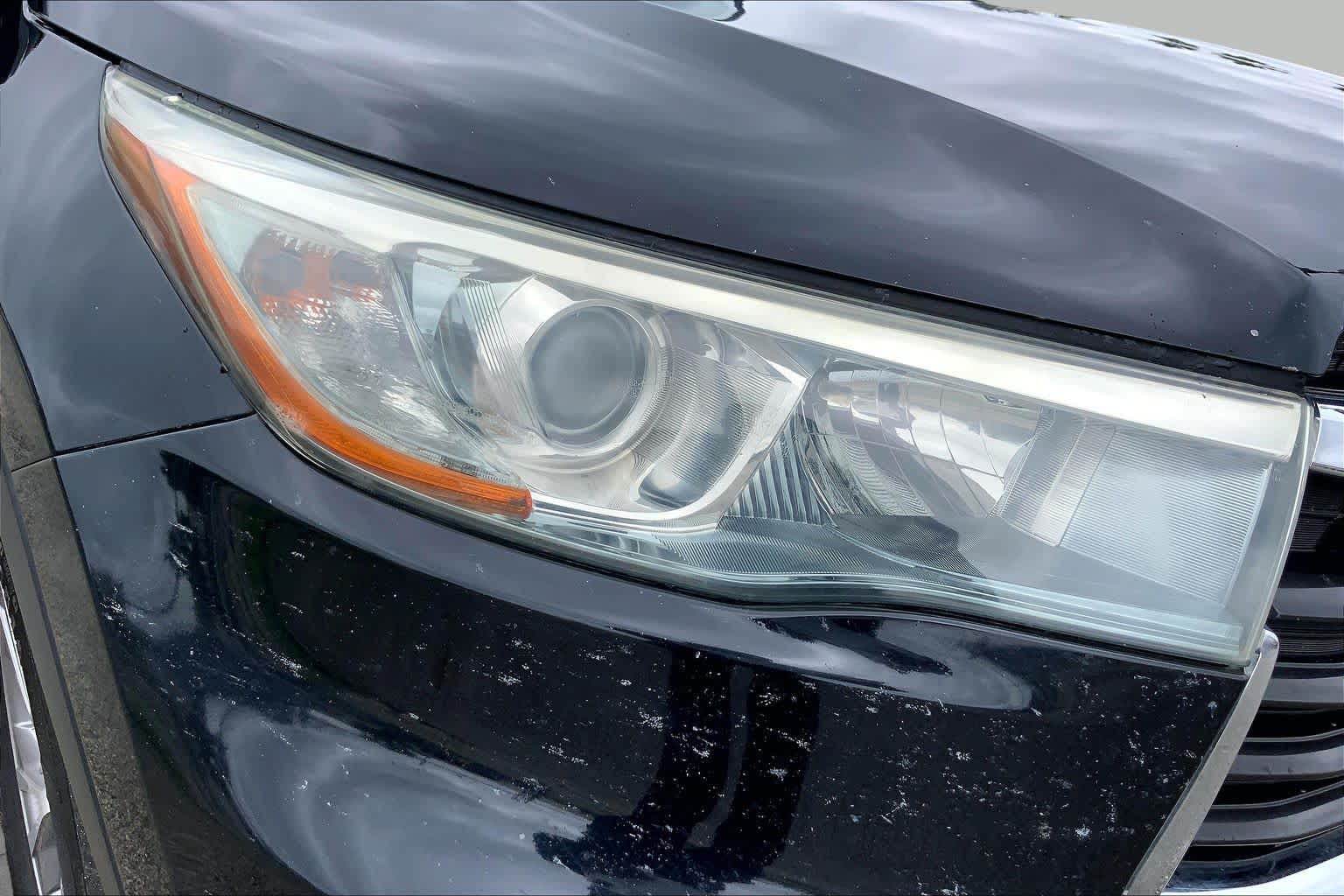 2015 Toyota Highlander LE Plus Attitude Black Metallic at Group 1 Toyota Southwest